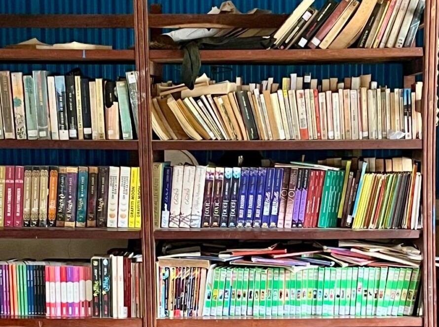 Books in a school classroom Madgascar Ile Sainte Marie